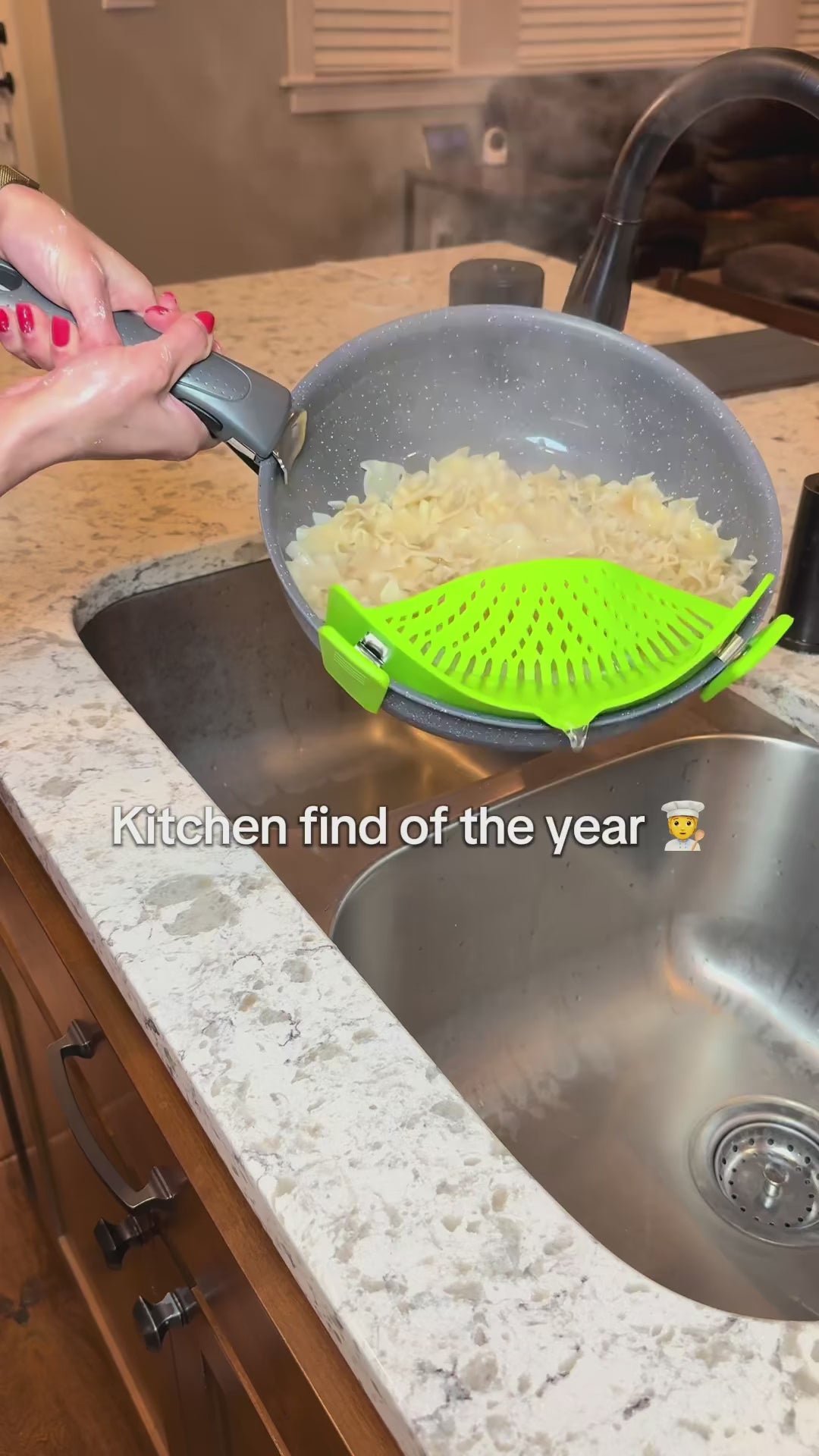 clip-on-pasta-strainer demo