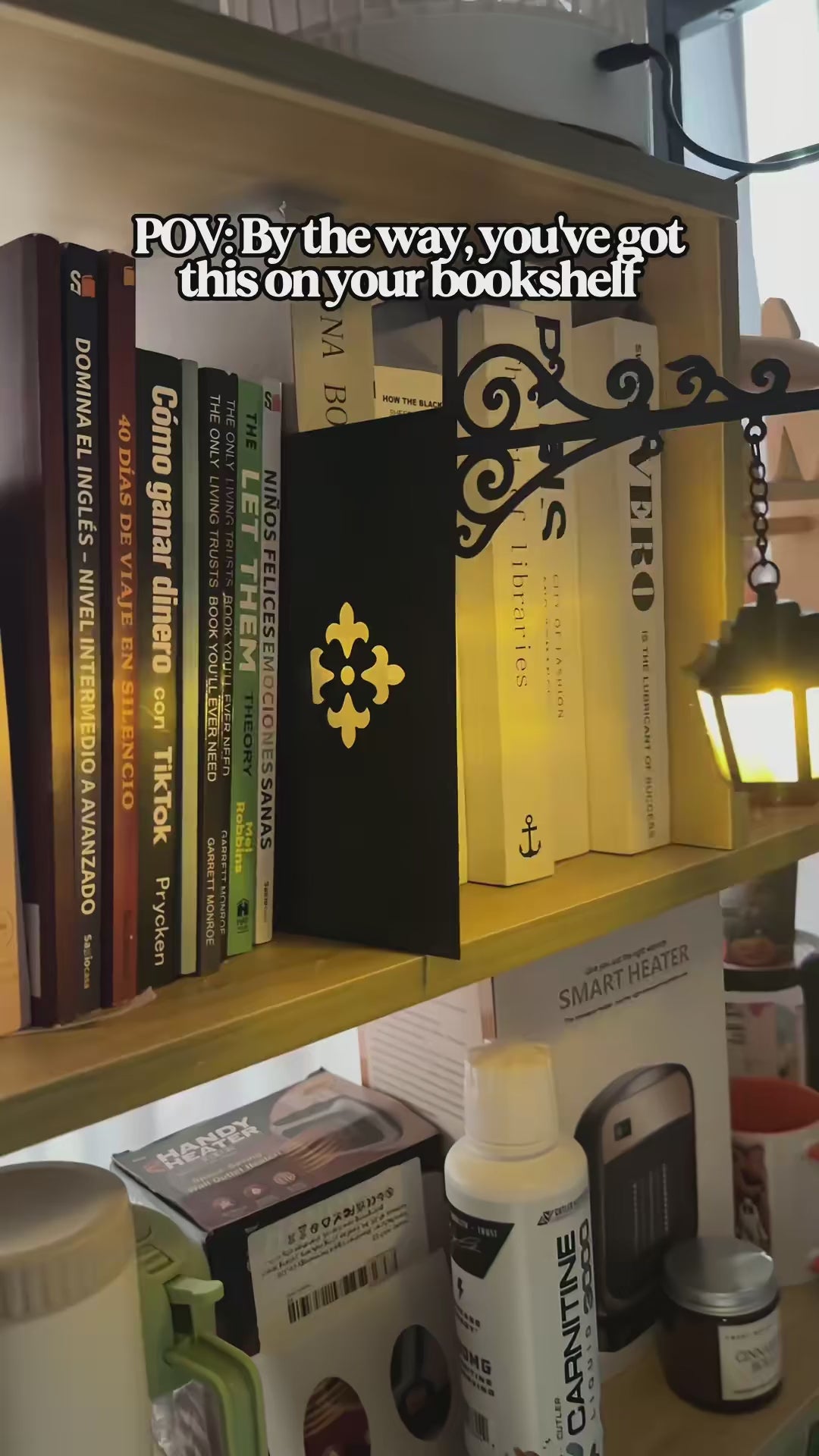 library-lantern-bookshelf-light demo
