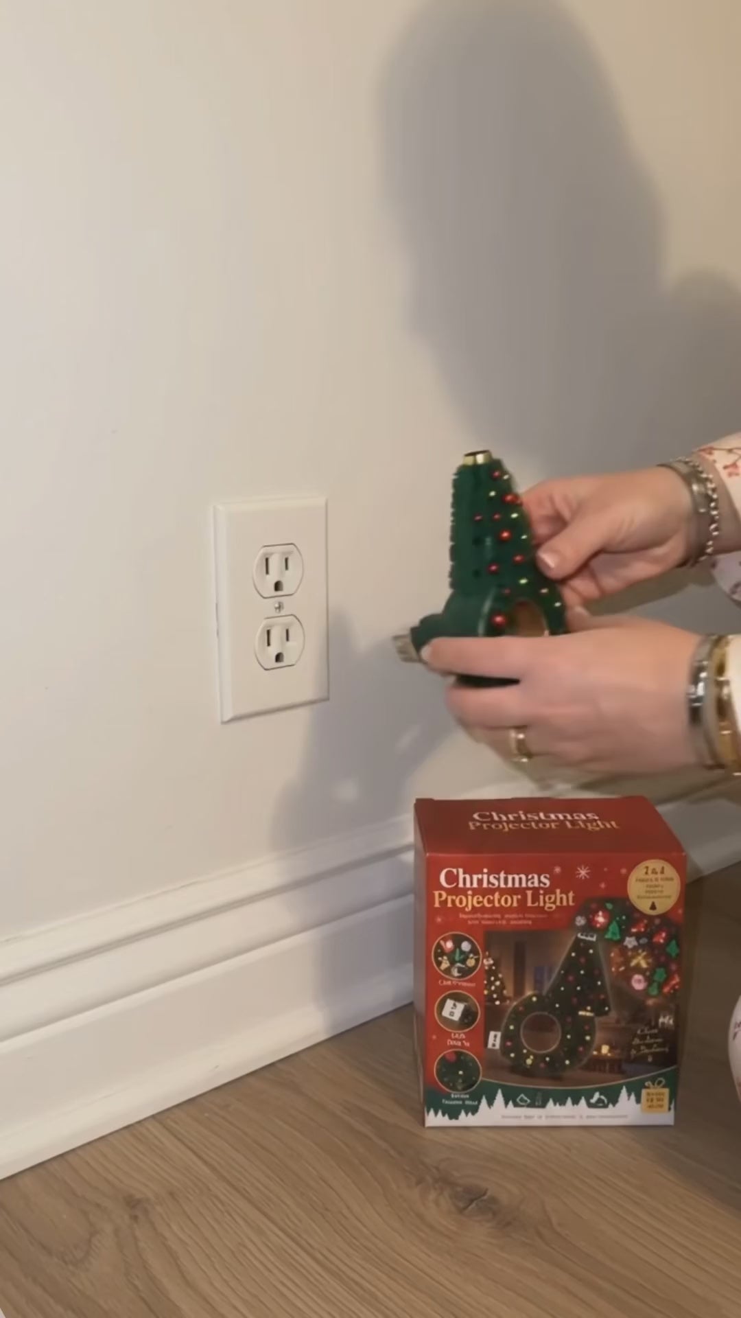 christmas-tree-projector-light demo